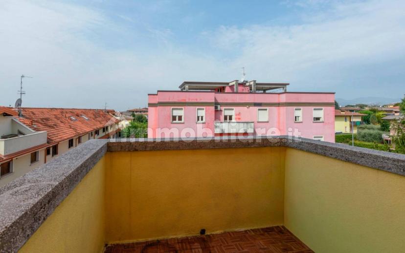 Trilocale via Ragazzi del '99, Lonato, Lonato del Garda — foto 21 di 37