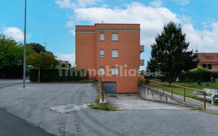 Trilocale via Ragazzi del '99, Lonato, Lonato del Garda — foto 33 di 37
