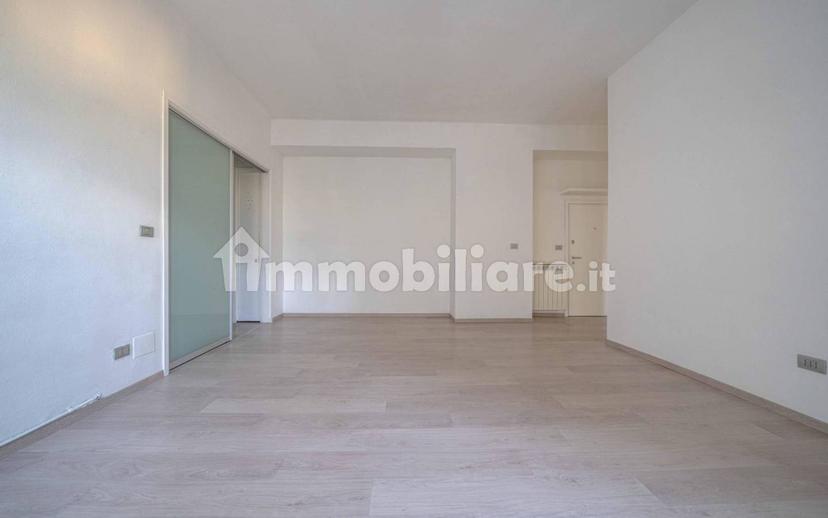Trilocale via Felice Fossati, 2, Centro, Sondrio — foto 7 di 19