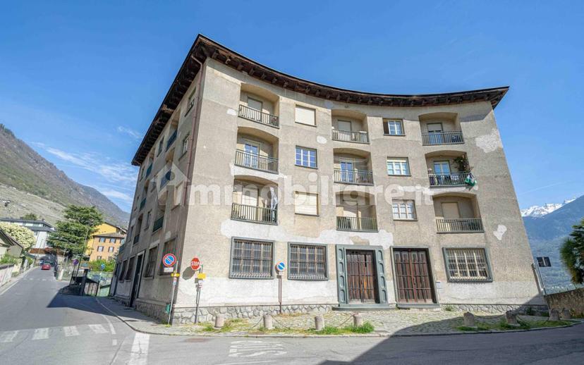 Trilocale via Felice Fossati, 2, Centro, Sondrio — foto 12 di 19