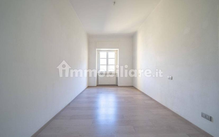 Trilocale via Felice Fossati, 2, Centro, Sondrio — foto 17 di 19