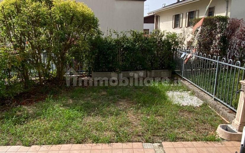 Trilocale buono stato, piano terra, Centro, Mezzane di Sotto — foto 14 di 19
