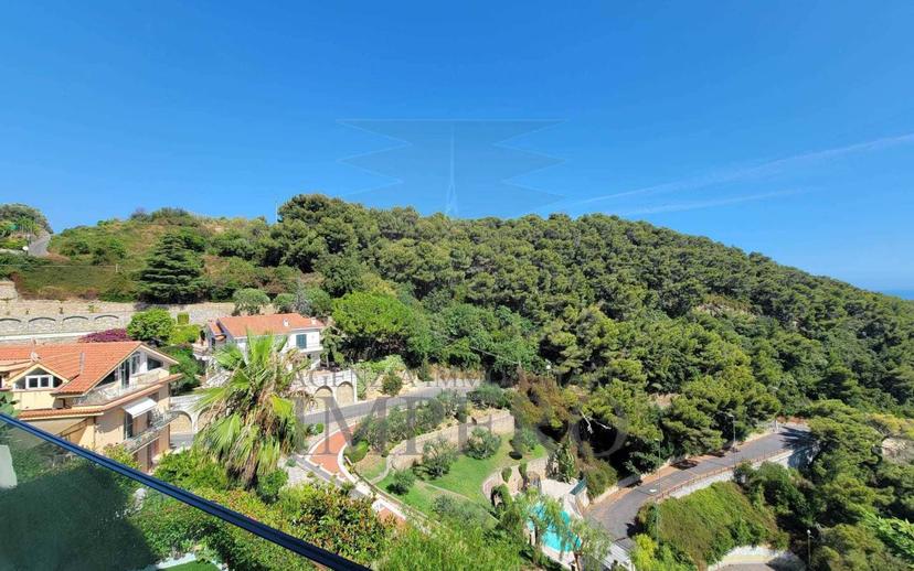 Trilocale via Privata Bellavista 153, Centro, Vallecrosia — foto 10 di 28