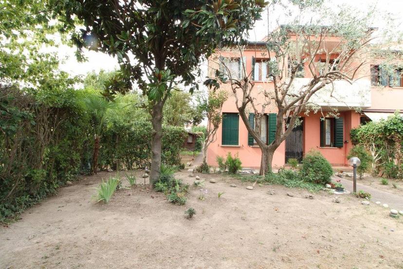 Villa plurifamiliare via Fioravanti 8, Centro, Monselice — foto 4 di 25