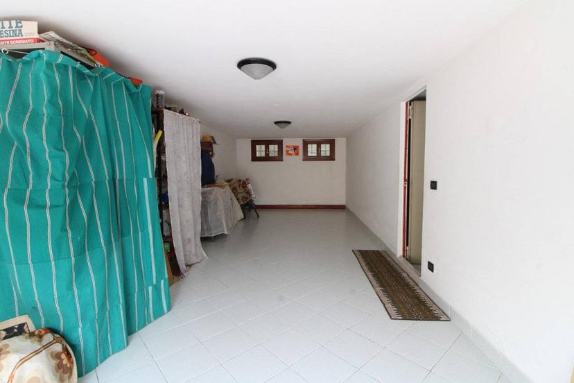 Villa plurifamiliare via Fioravanti 8, Centro, Monselice