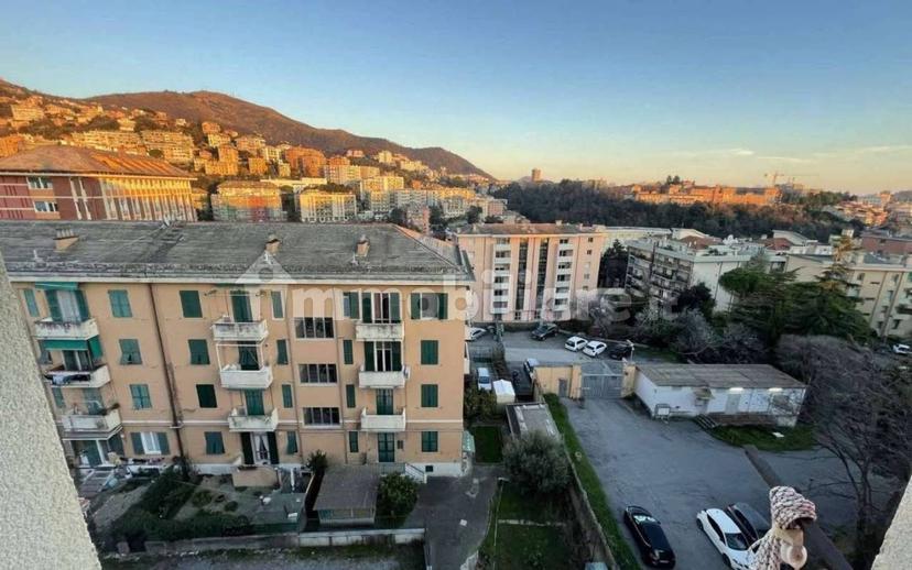 Quadrilocale via Bottini, Sturla, Genova
