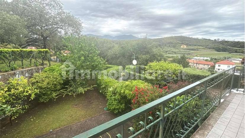 Bilocale buono stato, primo piano, Centro, Villanova d'Albenga — foto 3 di 38