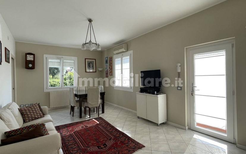 Villa a schiera via Bertanigra 8, Centro, Padenghe sul Garda — foto 4 di 15