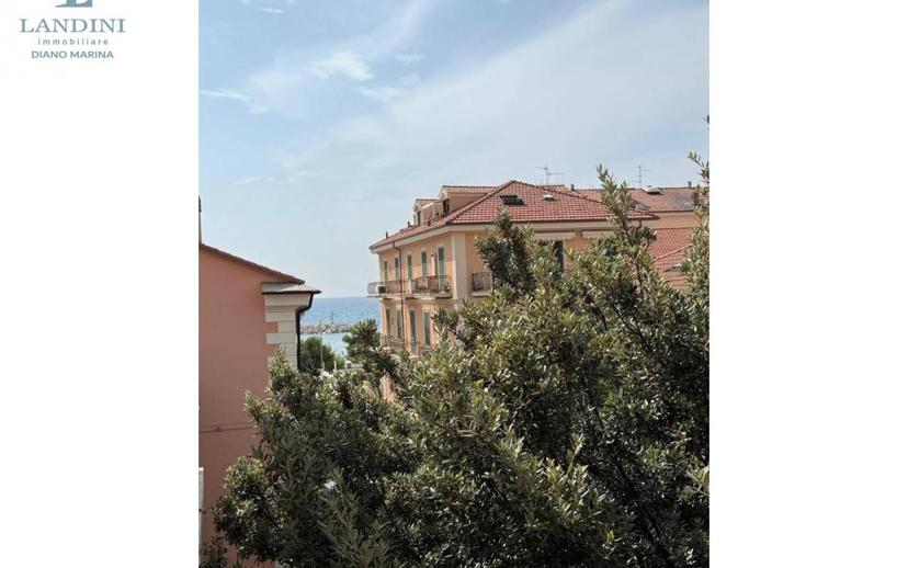 Bilocale via Cristoforo Colombo, 32, Centro, Diano Marina — foto 2 di 33