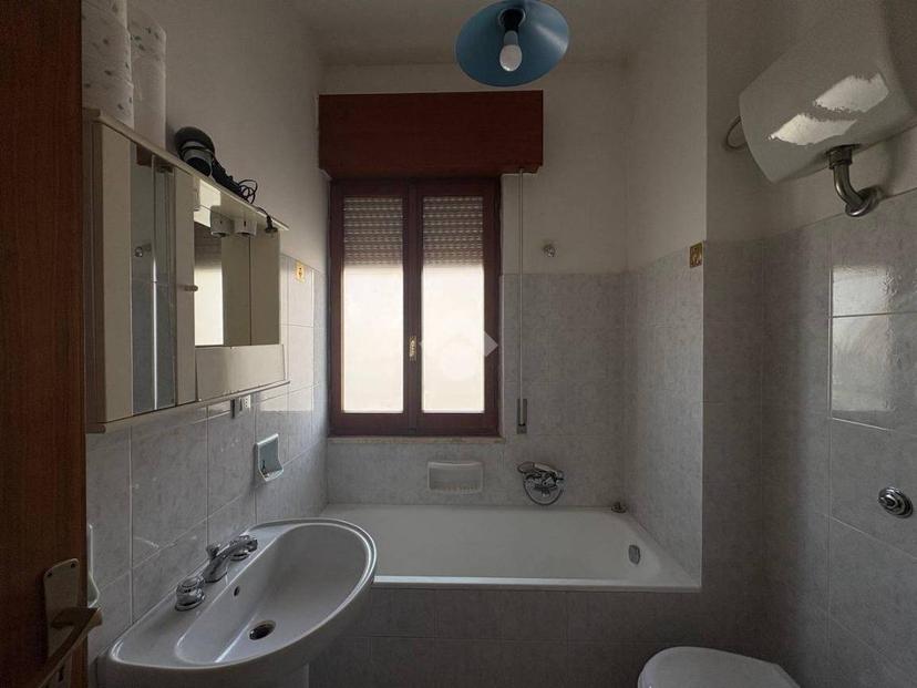 Trilocale via San Sebastiano 9, Centro Storico, Brindisi — foto 12 di 19