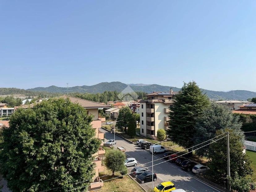 Trilocale via Monte Cervino 116, Calusco d'Adda — foto 24 di 27