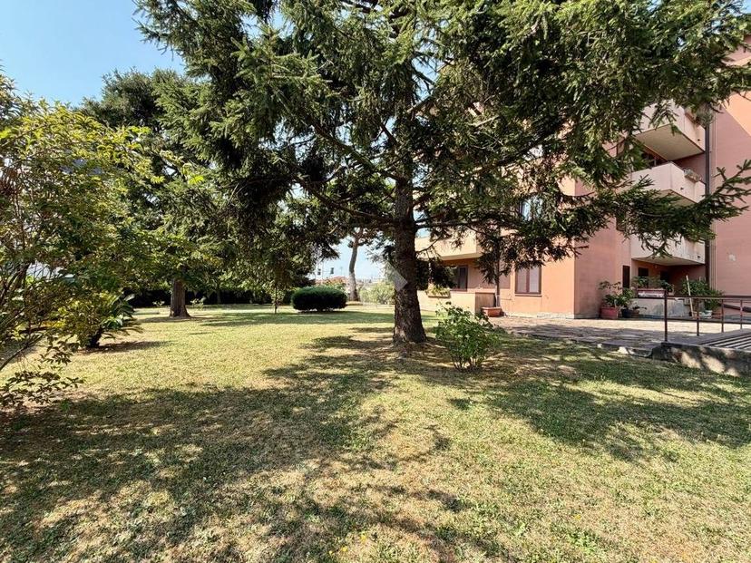 Trilocale via Monte Cervino 116, Calusco d'Adda — foto 16 di 27