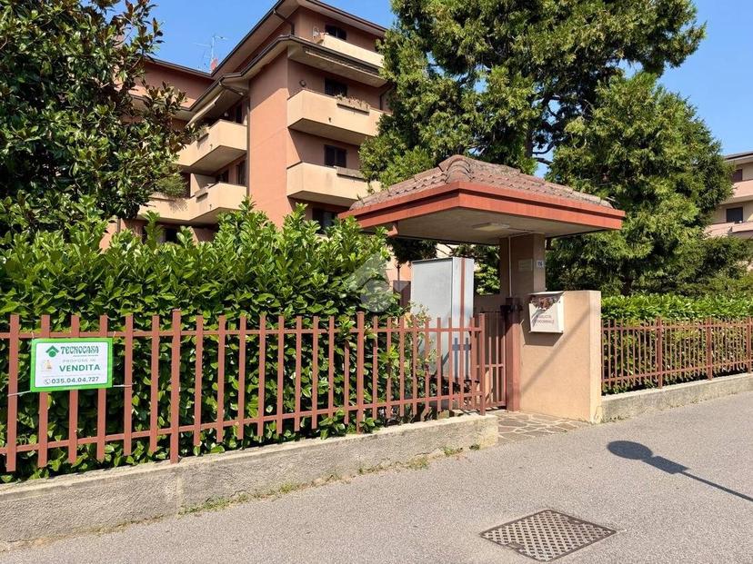 Trilocale via Monte Cervino 116, Calusco d'Adda — foto 13 di 27