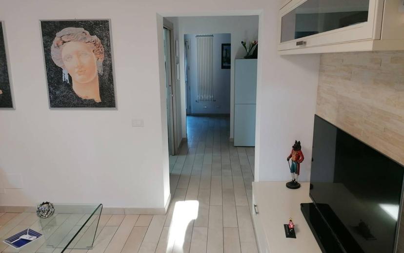 Villa unifamiliare via Cisa Sud 300, Centro, Santo Stefano di Magra — foto 4 di 21