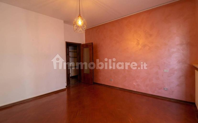 Appartamento via Dante Alighieri, Centro, Fidenza — foto 10 di 14