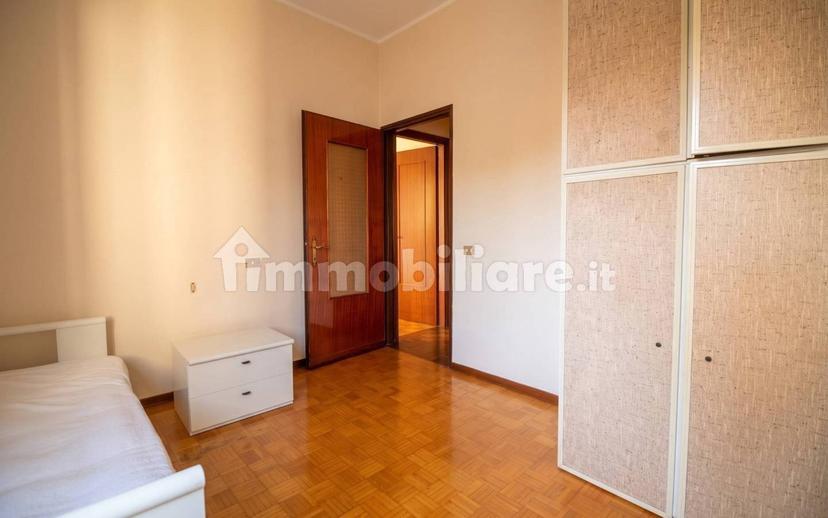 Appartamento via Dante Alighieri, Centro, Fidenza — foto 5 di 14