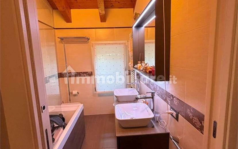 Villa unifamiliare, ottimo stato, 165 m², Centro, Veniano — foto 24 di 29