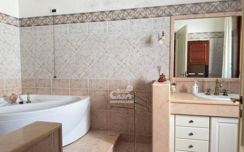 Appartamento buono stato, primo piano, Centro Storico, Marsala — foto 24 di 34