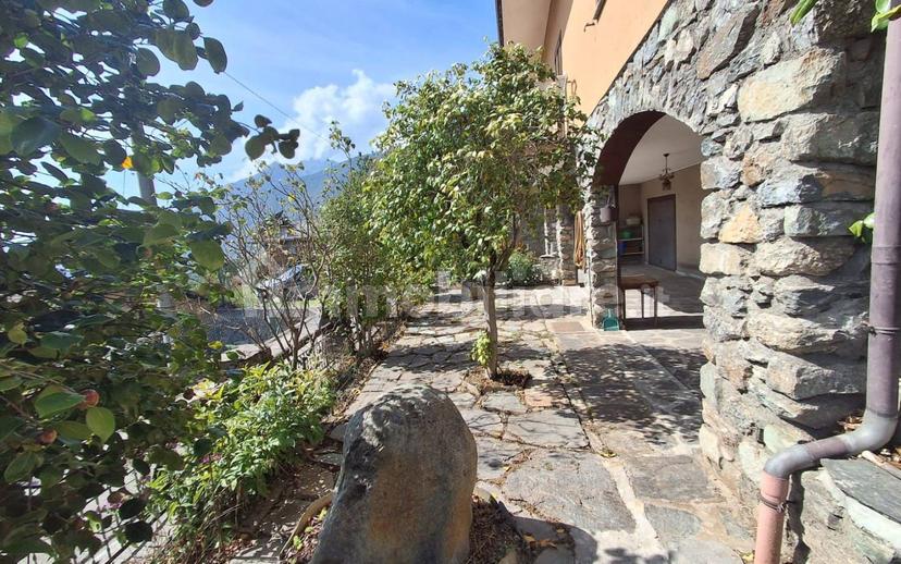 Villa plurifamiliare via Civetta, Monastero, Berbenno di Valtellina — foto 7 di 27