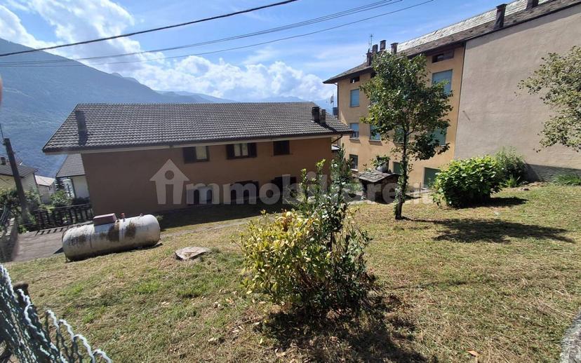 Villa plurifamiliare via Civetta, Monastero, Berbenno di Valtellina — foto 4 di 27