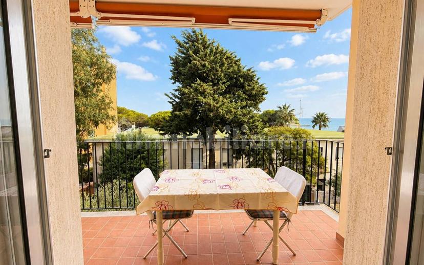 Trilocale via Cristoforo Colombo 10, Centro, San Bartolomeo al Mare — foto 14 di 26