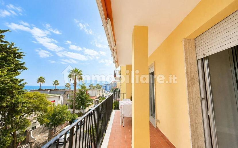 Trilocale via Cristoforo Colombo 10, Centro, San Bartolomeo al Mare — foto 16 di 26