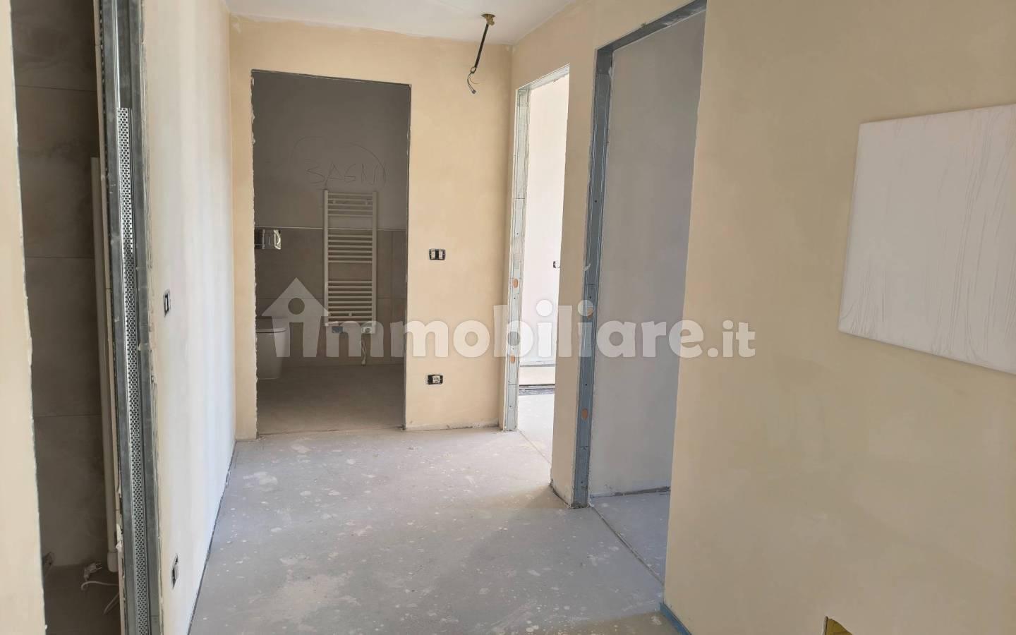 Quadrilocale via Porta di Vasco 21, Piazza, Mondovì