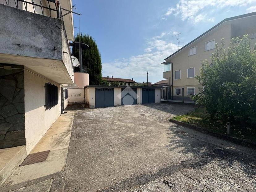 Villa unifamiliare piazzale Italia 3, Carpignano Sesia