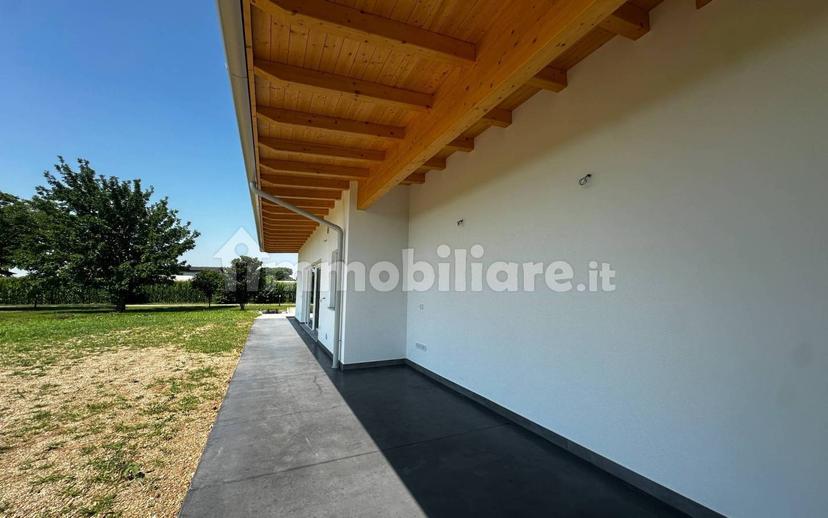Villa unifamiliare via Oprat 13/a, Mortegliano — foto 2 di 37