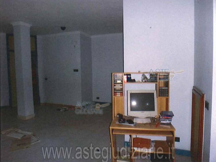 Quadrilocale via Como 2/b, Centro, Conversano — foto 33 di 37