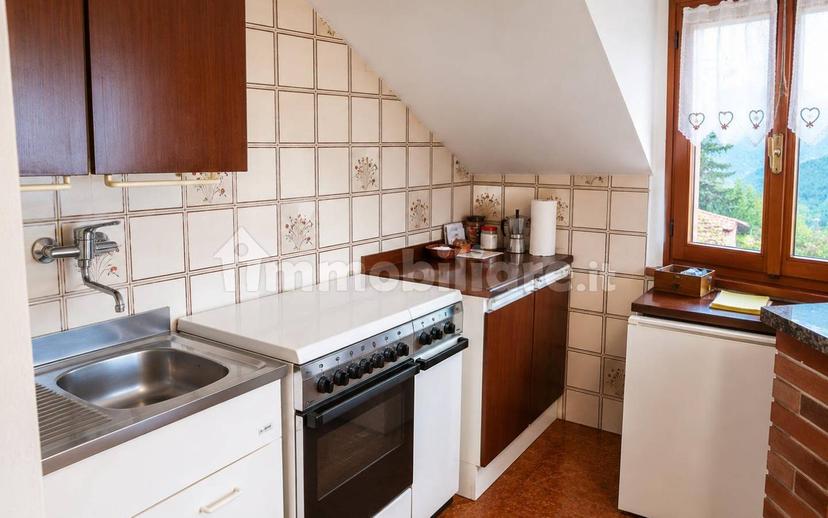 Trilocale via Roma, Vendrogno, Bellano — foto 2 di 13