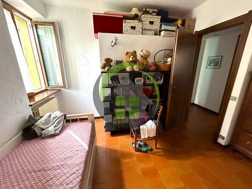 Trilocale ottimo stato, primo piano, Centro, Gandino — foto 2 di 25