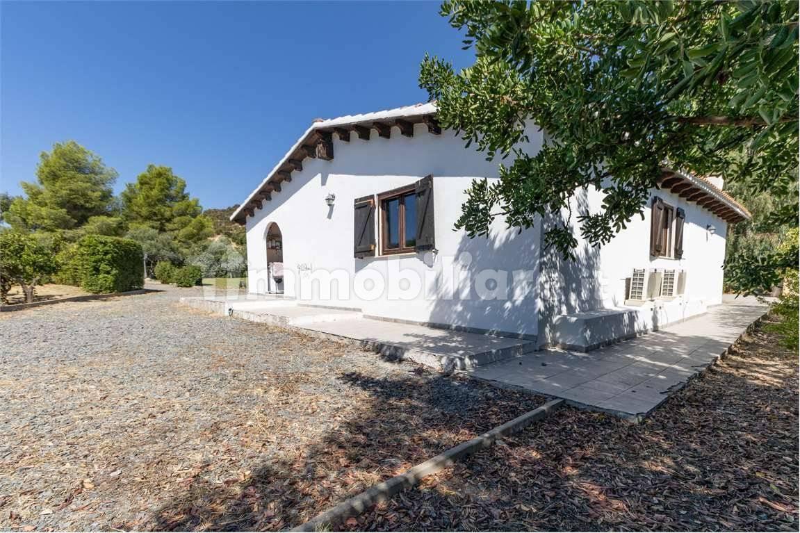Villa unifamiliare, ottimo stato, 123 m², Sarroch