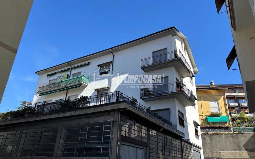 Trilocale via Tommaso Perassi, Intra Centro Storico, Verbania — foto 12 di 28