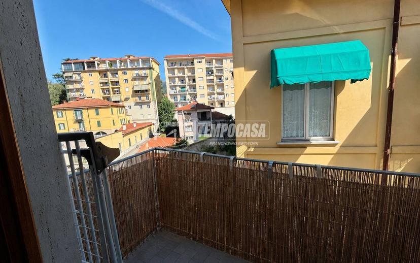 Trilocale via Tommaso Perassi, Intra Centro Storico, Verbania — foto 2 di 28