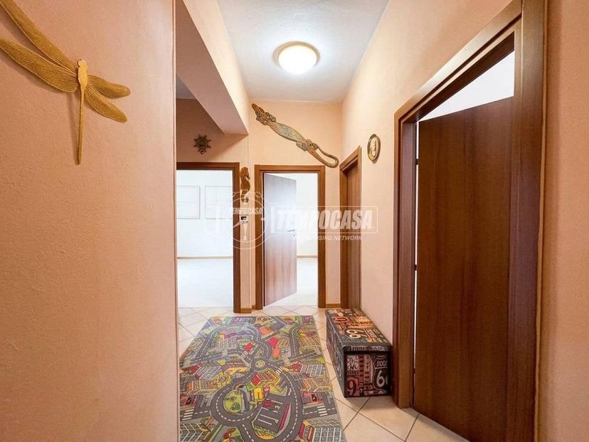 Trilocale via Tommaso Perassi, Intra Centro Storico, Verbania — foto 9 di 28