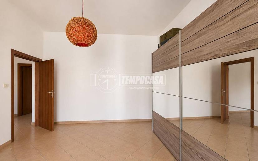 Trilocale via Tommaso Perassi, Intra Centro Storico, Verbania — foto 27 di 28