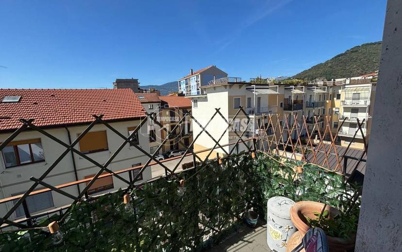 Trilocale via Tommaso Perassi, Intra Centro Storico, Verbania — foto 4 di 28