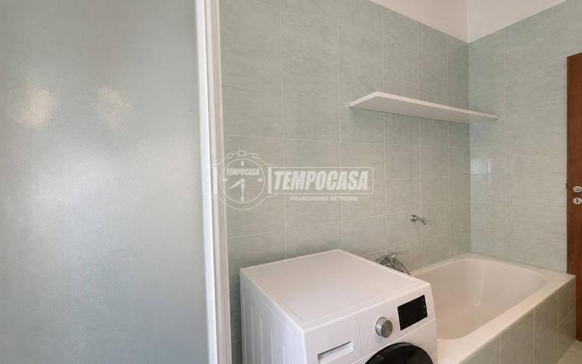 Trilocale via Tommaso Perassi, Intra Centro Storico, Verbania — foto 22 di 28