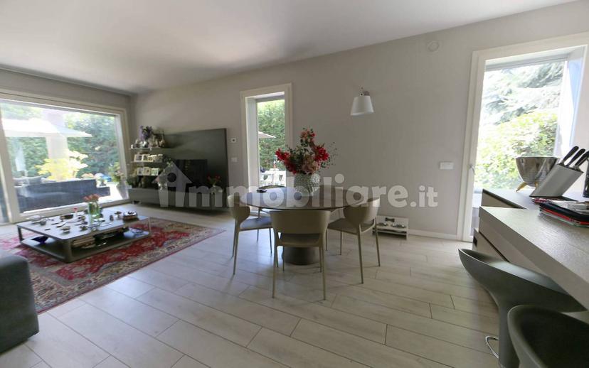 Quadrilocale via Privata Vincenzo Monti 4, Centro, Carate Brianza — foto 11 di 30