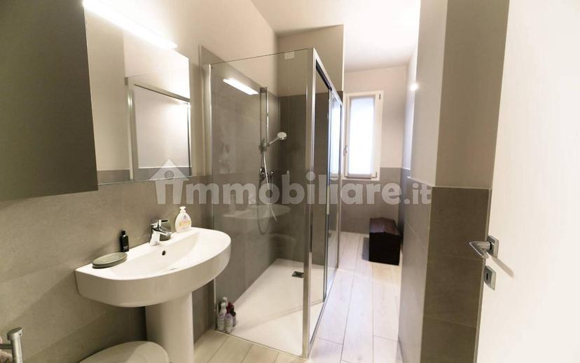 Quadrilocale via Privata Vincenzo Monti 4, Centro, Carate Brianza — foto 9 di 30