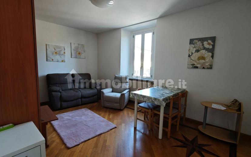 Quadrilocale via Ortelli 1, Centro, Anzano del Parco