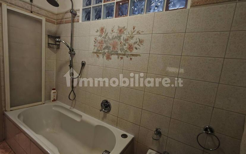 Quadrilocale via Ortelli 1, Centro, Anzano del Parco — foto 3 di 22