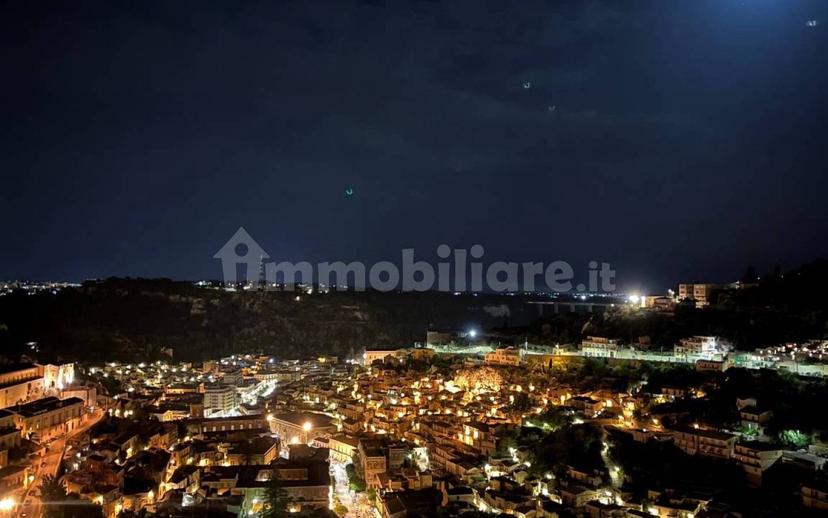 Terratetto unifamiliare via Lorefice 31, Modica Alta, Modica — foto 7 di 9