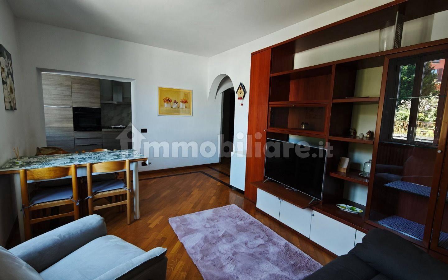 Trilocale via Ortelli 1, Centro, Anzano del Parco