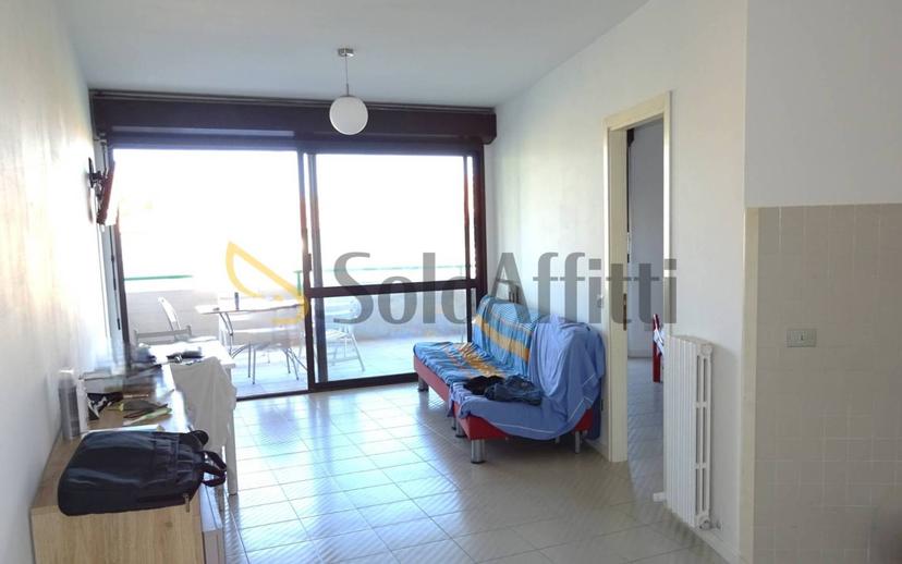 Bilocale buono stato, secondo piano, Lungomare di Levante, Senigallia — foto 2 di 13