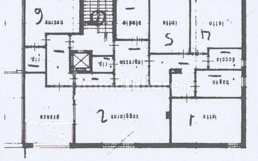 Appartamento buono stato, sesto piano, Sant'Agnese - Università, Modena