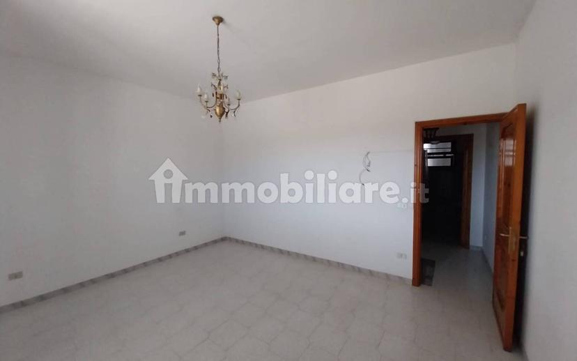 Terratetto unifamiliare via Giacomo Matteotti 16, Carpignano Salentino — foto 3 di 34