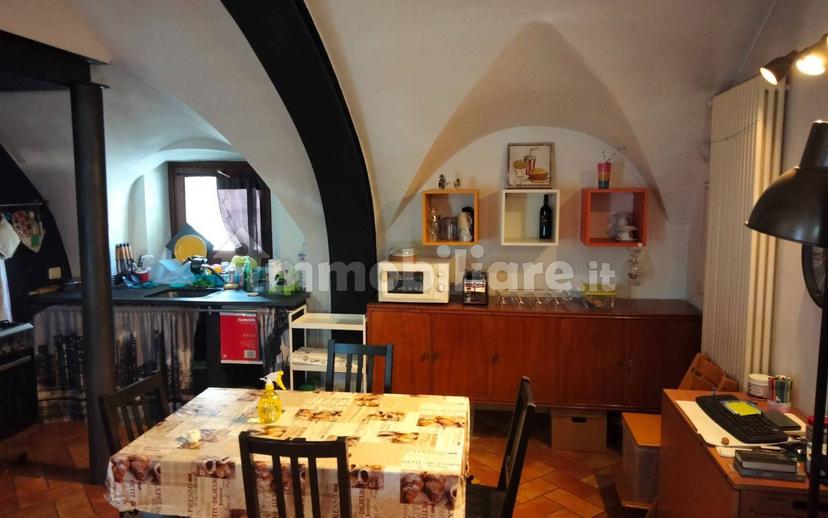 Trilocale via del Convento 9, Centro, San Paolo d'Argon — foto 2 di 12