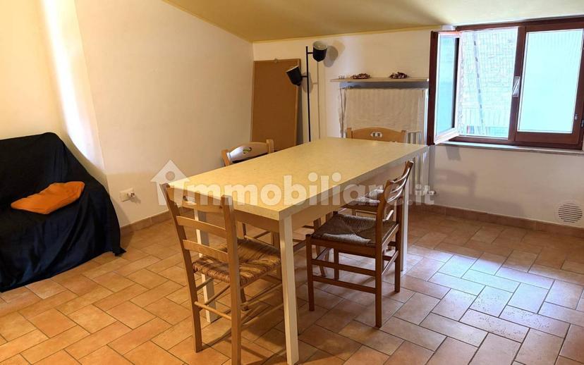 Trilocale ottimo stato, secondo piano, Centro, Urbino — foto 17 di 18